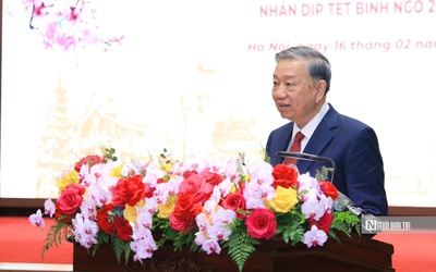 Tổng Bí thư: Mỗi phút giây đều phải hướng tới mục tiêu đưa đất nước vươn lên