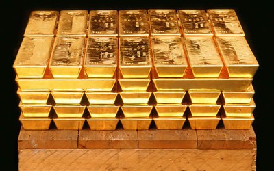 Giá vàng tăng kỷ lục, KSV gánh lỗ cho công ty con