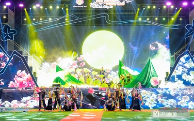 Xúc động chương trình “Sắc Xuân vùng cao - Ấm tình đồng bào”