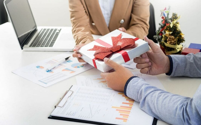 Công ty thưởng Tết theo cách không ai ngờ khiến nhân viên ngỡ ngàng