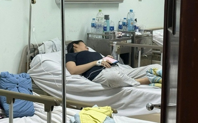 Sau bữa tiệc tất niên, 46 nhân viên một ngân hàng nhập viện gấp