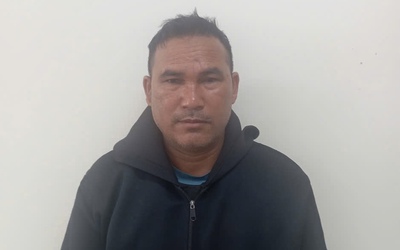 Khởi tố đối tượng dùng xăng đốt vợ và cháu vợ