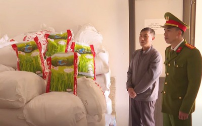 Khởi tố đối tượng sản xuất, buôn bán gạo giả nhãn hiệu