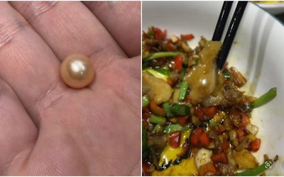 Đang dùng bữa trưa, người đàn ông nhìn thấy thứ bất ngờ