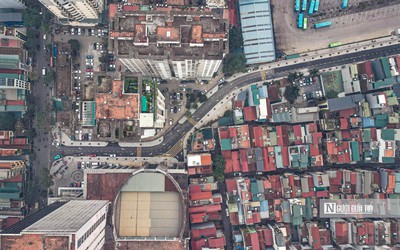 Hà Nội: Cận cảnh tuyến đường lách qua 2 chung cư vừa được thông xe