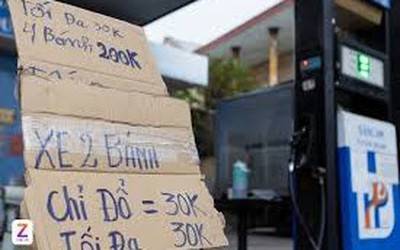Xử phạt một cây xăng dầu "găm hàng", chỉ bán tối đa 300.000 đồng/lượt