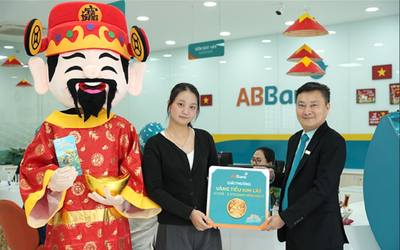 Ngày đầu tiên ABBank tung “mưa” vàng 24K: Những chủ nhân đầu tiên đã lộ diện