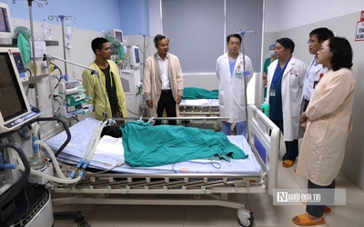 Cuộc chạy đua đưa "thần dược" giải độc 8.000 USD cứu bệnh nhi ngộ độc cá ủ chua