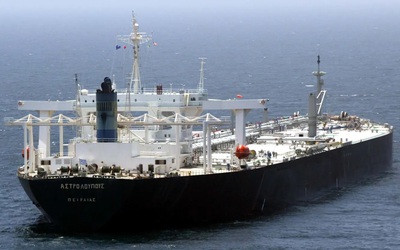 Mỹ cho phép tạm thời mua dầu Nga đang trên biển