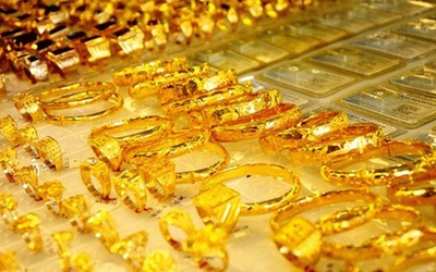 Giá vàng chiều nay 13/3: Đà giảm liên tiếp trong tuần, thị trường vàng sôi động trở lại