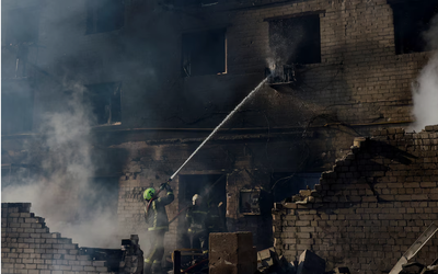 Nga không kích Ukraine bằng tên lửa và máy bay không người lái