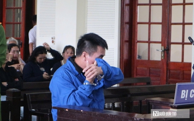 Giọt nước mắt muộn màng của người chồng “níu kéo” vợ bằng dao