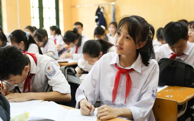 Hà Nội đổi mới tuyển sinh lớp 10: Bỏ hộ khẩu, “xóa” khu vực, tăng mạnh cơ hội đỗ công lập cho thí sinh