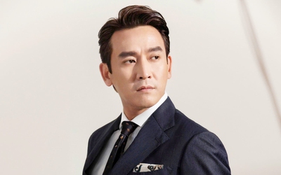 "Ông chú" nổi tiếng showbiz lên tiếng về hình ảnh nhập viện cấp cứu