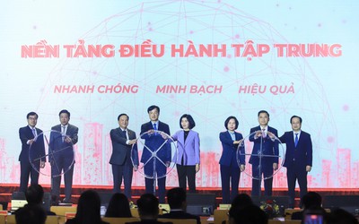Bí thư Hà Nội bấm nút khai trương “Nền tảng điều hành tập trung của Đoàn ĐBQH và HĐND 2 cấp Tp.Hà Nội”