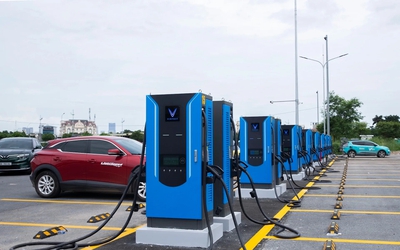 V-Green xây dựng 99 “siêu trạm sạc” trên toàn quốc