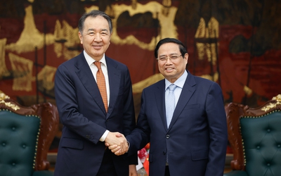 Thủ tướng Phạm Minh Chính tiếp Chủ tịch Hội đồng Ủy ban Kinh tế Á - Âu