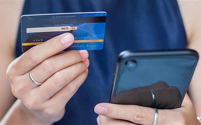 Hai nữ TikToker đăng video quảng cáo cho vay tiền online để lừa đảo