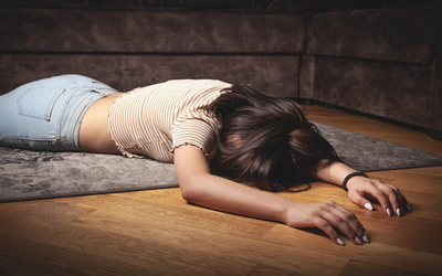 Người phụ nữ 37 tử vong ngay trên giường, bác sĩ cảnh báo thói quen "sát thủ thầm lặng"