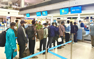 Quy định về xử phạt trục xuất đối với người nước ngoài vi phạm pháp luật Việt Nam