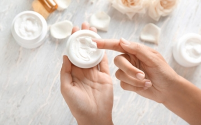 Thu hồi gần 300 sản phẩm mỹ phẩm vì cập nhật danh mục chất cấm mới