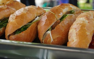 61 người nhập viện nghi ngộ độc thực phẩm sau khi ăn bánh mì