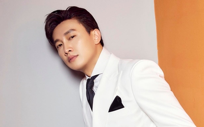 Lộ nhan sắc "bất ổn" trên sóng trực tiếp, nam diễn viên Quốc Trường lên tiếng