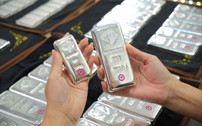 Giá bạc hôm nay 4/3: Phục hồi trở lại, tăng gần 2 triệu đồng/kg