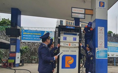 Bộ Công Thương sẽ xử lý nghiêm hành vi găm hàng, đẩy giá xăng dầu