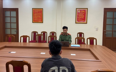 Nam thanh niên bị phạt 15 triệu đồng vì không thông báo website bán hàng