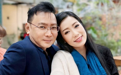 Á hậu đầu tiên của Việt Nam là NSND: Tuổi 55 học Tiến sĩ, được chồng doanh nhân hết lòng ủng hộ