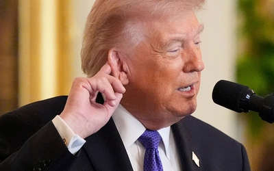 Tổng thống Donald Trump tuyên bố không có thỏa thuận với Tehran, nhưng hứa "làm cho Iran vĩ đại trở lại"