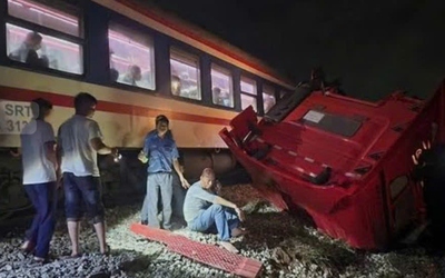 Khởi tố vụ tài xế container cố tình vượt rào chắn bị tàu hỏa tông vỡ đôi