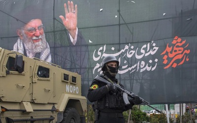 Iran dọa tấn công hạ tầng do Mỹ sở hữu tại Trung Đông