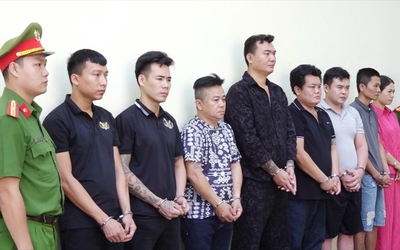 Bắt giám đốc công ty mua bán nợ, "khủng bố" đòi nợ thuê 70 tỷ đồng