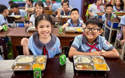 Nhiều trường tiểu học ở Huế kiểm soát chặt nguồn gốc thực phẩm vào bữa ăn bán trú