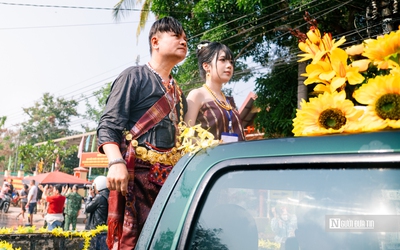 Vui Tết Bunpimay ở Buôn Đôn, gắn kết văn hoá nơi vùng biên Việt Nam – Lào