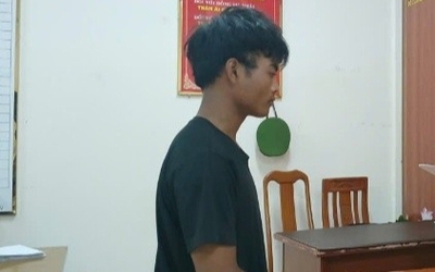 Khởi tố 2 đối tượng giả danh công an để cướp tài sản