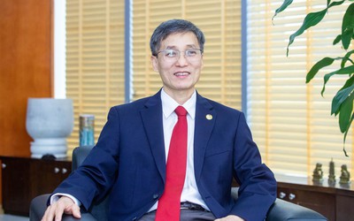 Đời sống và Pháp luật trước yêu cầu làm mới mình