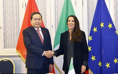 Đề nghị Italia có chính sách miễn thị thực cho công dân Việt Nam