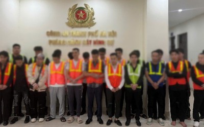 Triệt phá “ổ” bóng cười Sành Lounge giữa phố Thái Hà: Khởi tố 26 đối tượng, thu hàng chục bình N2O