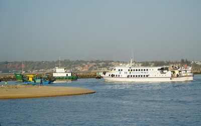Nạo vét luồng Phan Thiết "kẹt" chỗ đổ thải: Hàng trăm nghìn khối bùn cát chờ bãi tiếp nhận