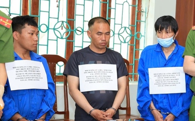 Bắt 3 đối tượng, thu 9 bánh heroin ở Lai Châu