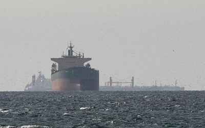 Các nước vùng Vịnh quan ngại đàm phán Mỹ-Iran trao quyền kiểm soát Hormuz cho Tehran