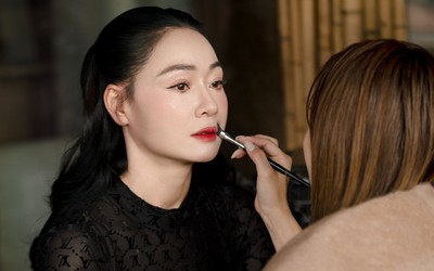 Nữ NSƯT "lột xác" phong cách ở độ tuổi trung niên khiến vạn người mê