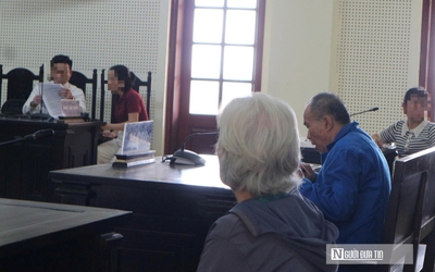 Bị chém bằng 3 con dao, vợ vẫn xin giảm án cho chồng