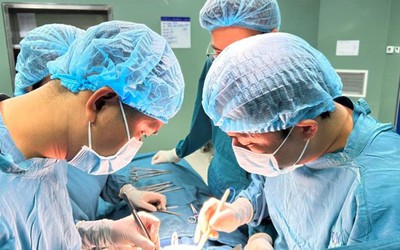 Bé gái 7 tuổi mệt mỏi, da xanh: Biết sự thật gia đình không khỏi rùng mình