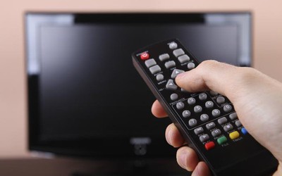 90% người dùng mắc sai lầm này khi tắt tivi, tiền điện tăng vọt mà không hề hay biết