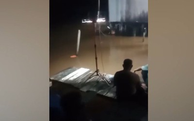 Đang bơi trên sông, cậu bé bị thứ đáng sợ cắn tử vong