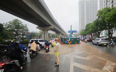 Hà Nội phân luồng giao thông tại các tuyến phố có rào chắn dự án chống ngập
